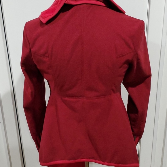 Lululemon Presence of Mind Red Fleece Wrap size 6 - Picture 9 of 14